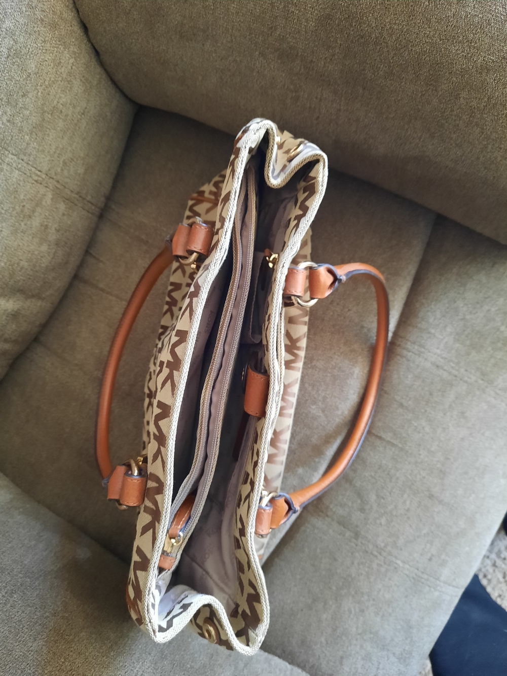 Michael Kors Tan MK Logo Satchel Bag - Picture 4 of 9